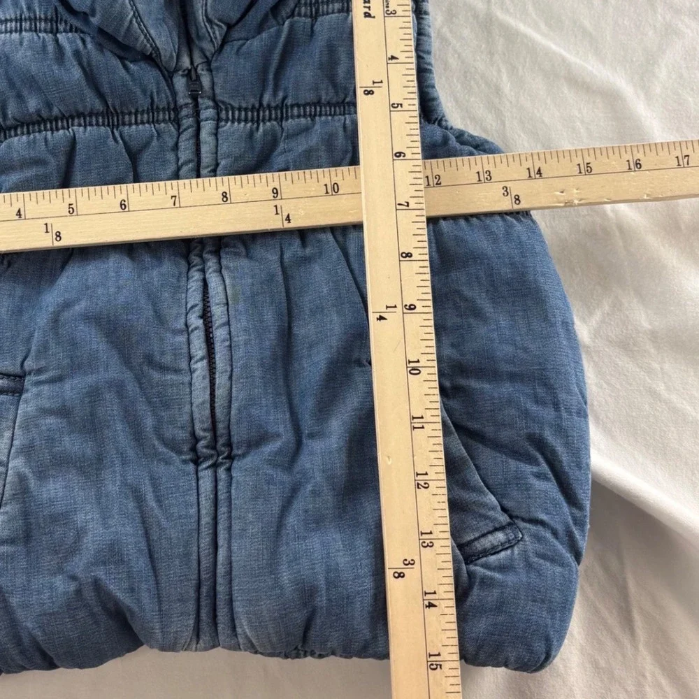 Old Navy Girls Blue Denim Puffer Vest Quilted Full Zip Sleeveless Jacket 5T